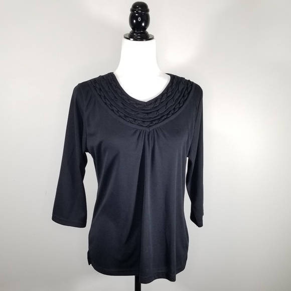 La Madona Black Polyester Knit Top With Ornate V-neck Collar - Picture 7 of 7